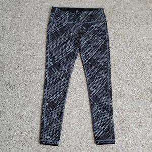 (P) Athleta Women leggings reversible sport running TRAINING hiking sz S